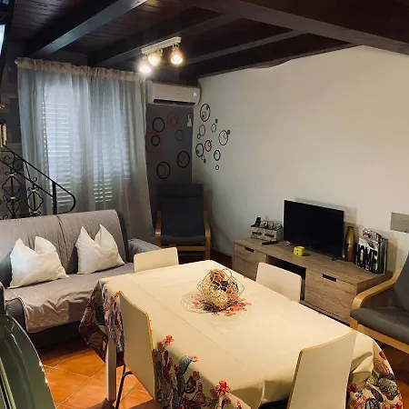 Palazzo Rea Apartmán *